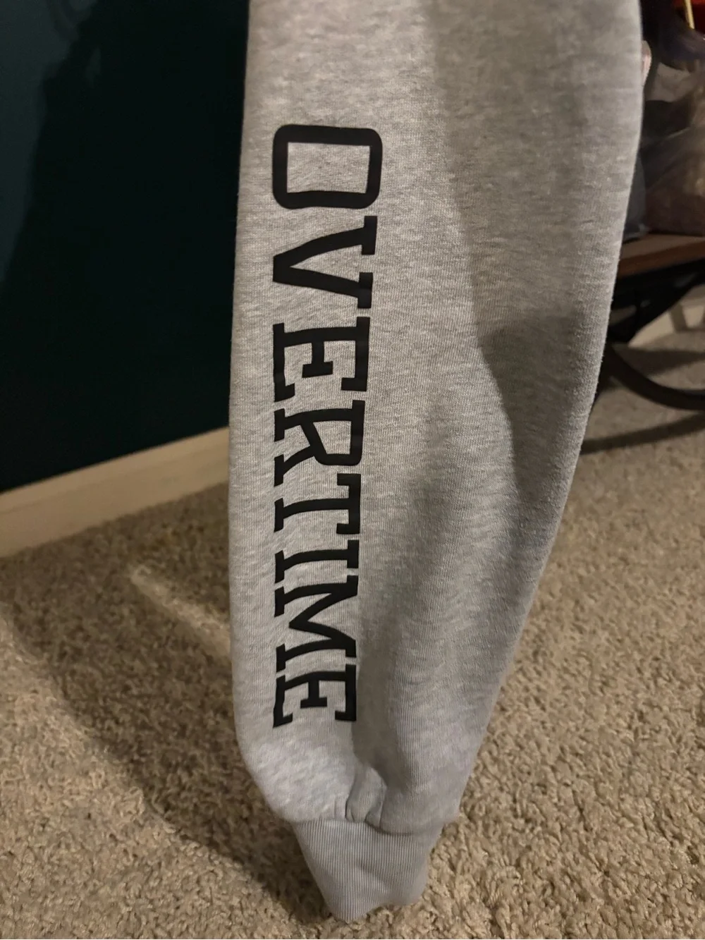 OVERTIME Boys Grey Hoodie Youth Large - MSRP 65$